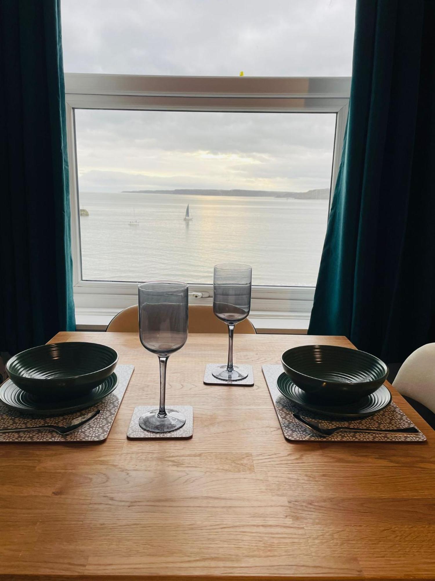 Pirates Lookout Apartment Scarborough Bagian luar foto